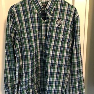 Men’s plaid button down shirt